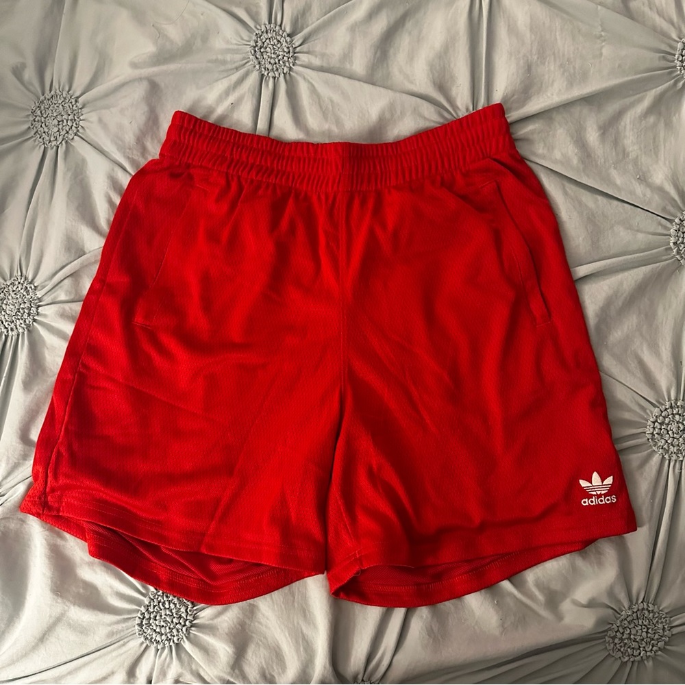 Adidas basketball shorts (size L)